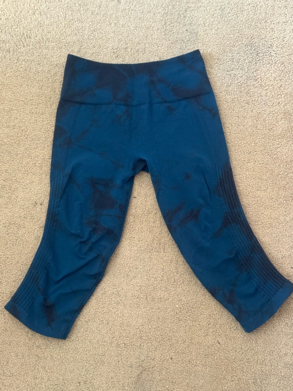 Women’s Lululemon Cropped Tie Dye Leggings